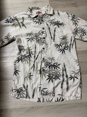 Vtg Hilo Hattie Mens Shirt Medium Bamboo Design Silk Aloha Hawaiian Button Up